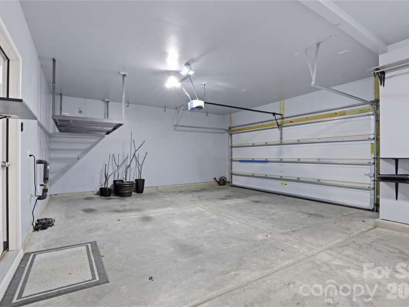 161 Hidden Lakes Road, Statesville, NC 28677.  MLS# CAR4351997, YatesRealty ID 5575. 