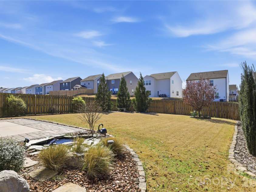 161 Hidden Lakes Road, Statesville, NC 28677.  MLS# CAR4351997, YatesRealty ID 5575. 
