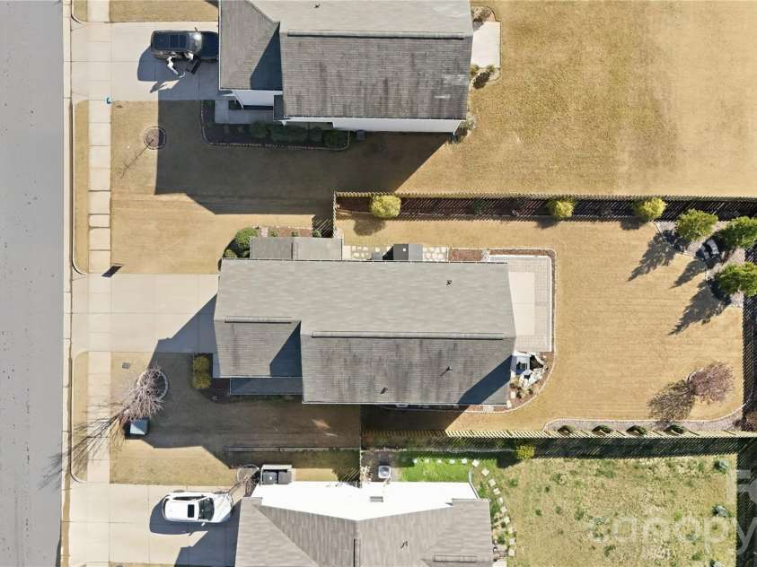 161 Hidden Lakes Road, Statesville, NC 28677.  MLS# CAR4351997, YatesRealty ID 5575. 