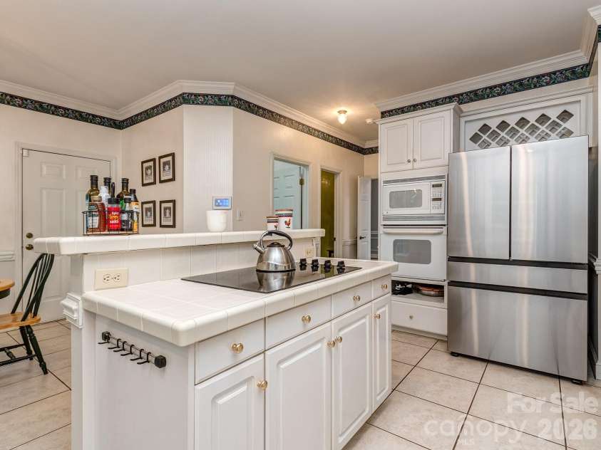 5410 Flowering Dogwood Lane, Charlotte, NC 28270.  MLS# CAR4431921, YatesRealty ID 55750. 