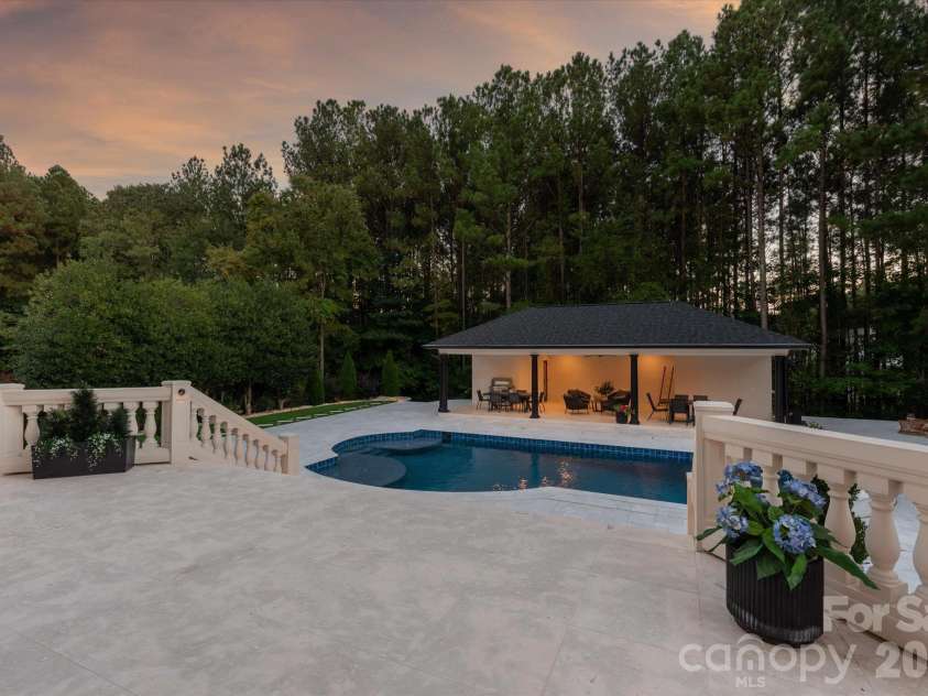 1704 Funny Cide Drive, Waxhaw, NC 28173.  MLS# CAR4414132, YatesRealty ID 55751. 