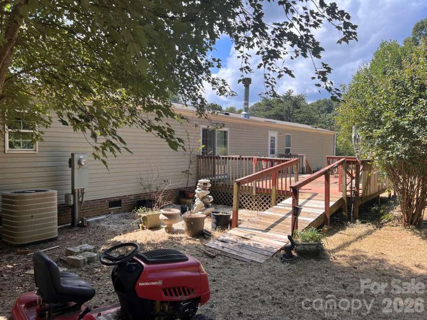 230 Squirrel Run, Salisbury, NC 28146.  MLS# CAR4432573, YatesRealty ID 55755. 