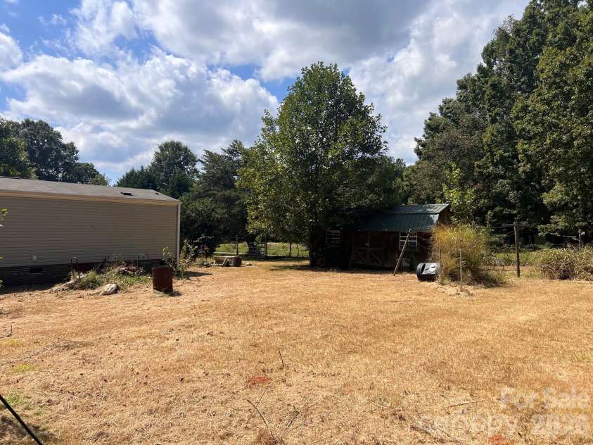 230 Squirrel Run, Salisbury, NC 28146.  MLS# CAR4432573, YatesRealty ID 55755. 