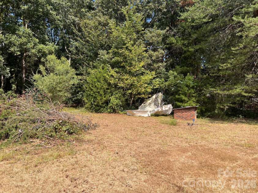 230 Squirrel Run, Salisbury, NC 28146.  MLS# CAR4432573, YatesRealty ID 55755. 