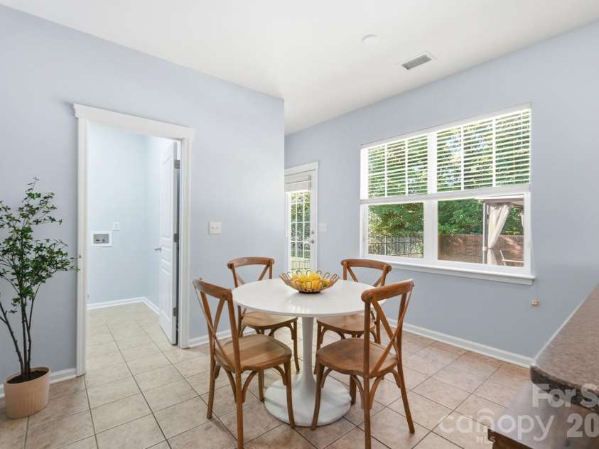 10329 Misty Moss Court, Mint Hill, NC 28227.  MLS# CAR4431248, YatesRealty ID 55756. Breakfast Area