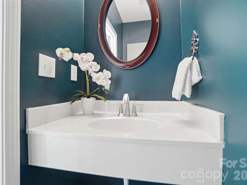 10329 Misty Moss Court, Mint Hill, NC 28227.  MLS# CAR4431248, YatesRealty ID 55756. Powder Room