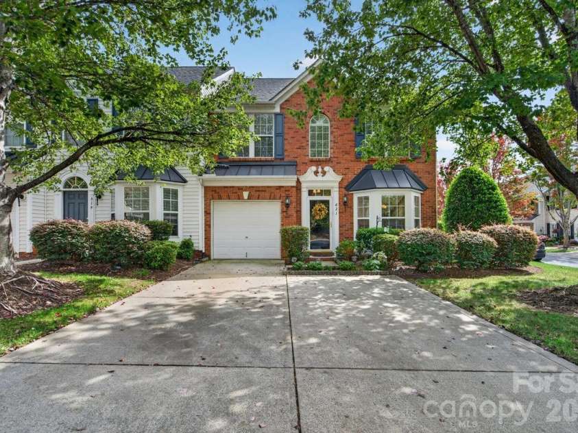 621 Colbert Way, Fort Mill, SC 29715.  MLS# CAR4418341, YatesRealty ID 55758. 