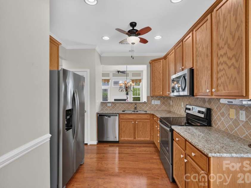 621 Colbert Way, Fort Mill, SC 29715.  MLS# CAR4418341, YatesRealty ID 55758. 