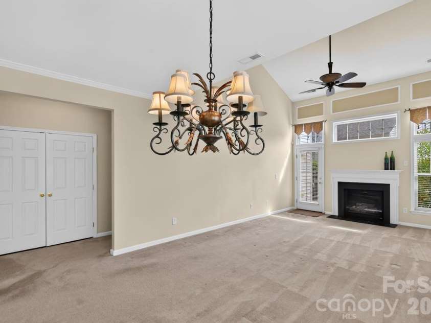 621 Colbert Way, Fort Mill, SC 29715.  MLS# CAR4418341, YatesRealty ID 55758. 