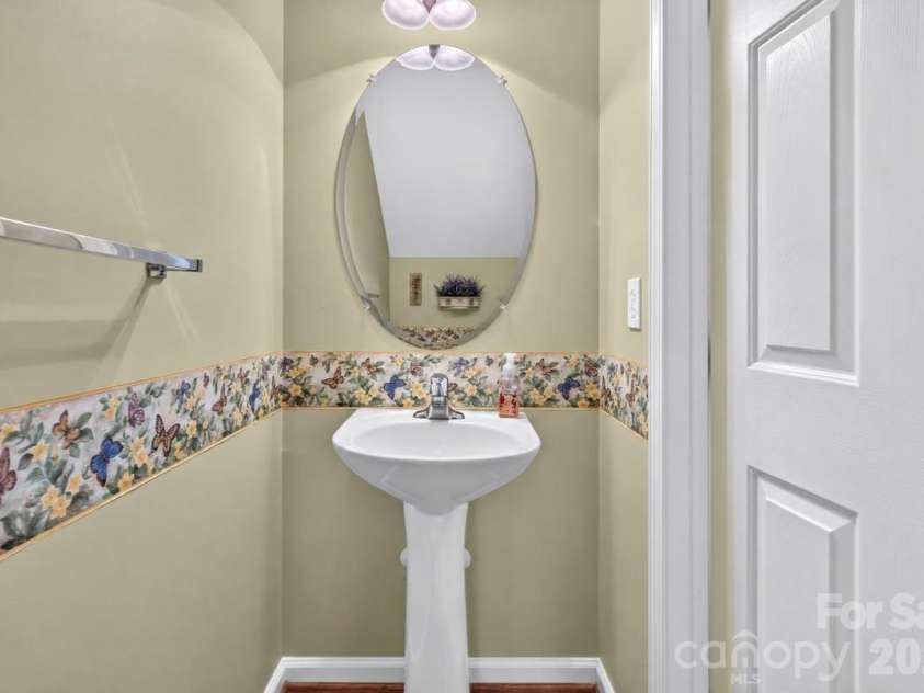 621 Colbert Way, Fort Mill, SC 29715.  MLS# CAR4418341, YatesRealty ID 55758. 
