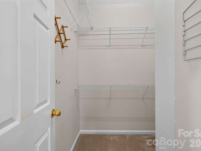 621 Colbert Way, Fort Mill, SC 29715.  MLS# CAR4418341, YatesRealty ID 55758. 
