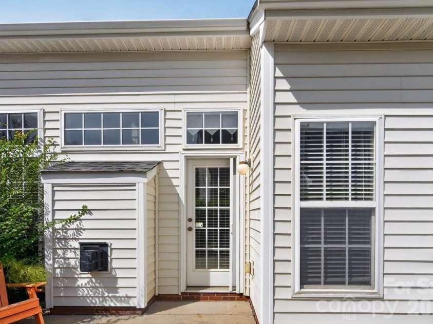 621 Colbert Way, Fort Mill, SC 29715.  MLS# CAR4418341, YatesRealty ID 55758. 