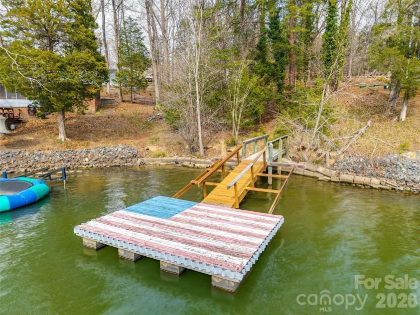 5549 Beaverdam Creek Road, Clover, SC 29710.  MLS# CAR4360304, YatesRealty ID 5576. 