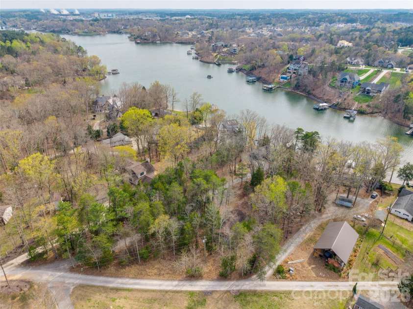 5549 Beaverdam Creek Road, Clover, SC 29710.  MLS# CAR4360304, YatesRealty ID 5576. 
