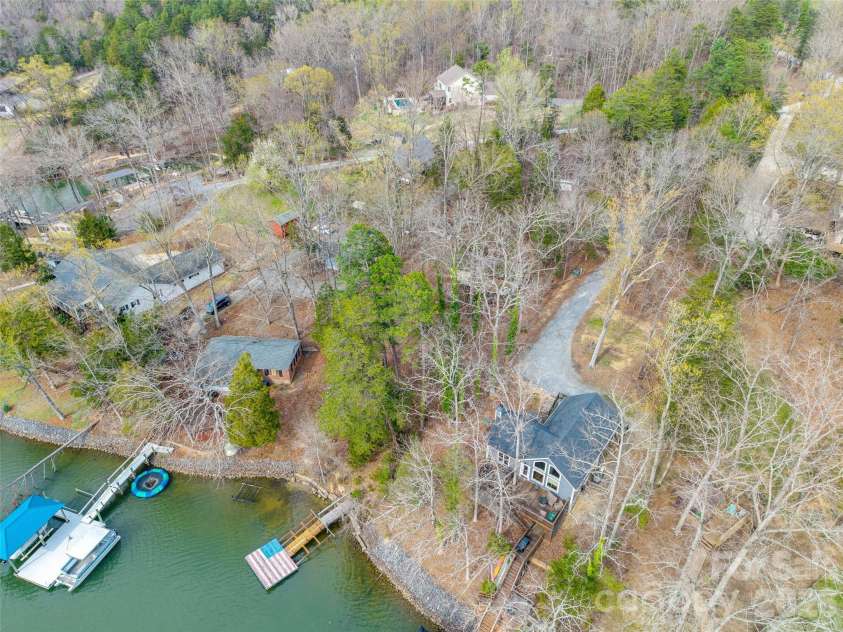5549 Beaverdam Creek Road, Clover, SC 29710.  MLS# CAR4360304, YatesRealty ID 5576. 