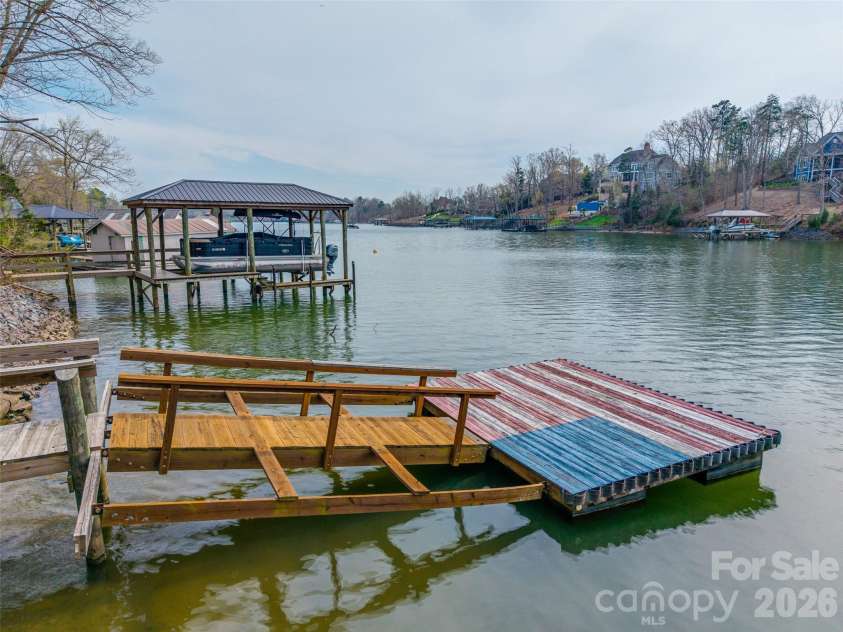 5549 Beaverdam Creek Road, Clover, SC 29710.  MLS# CAR4360304, YatesRealty ID 5576. 