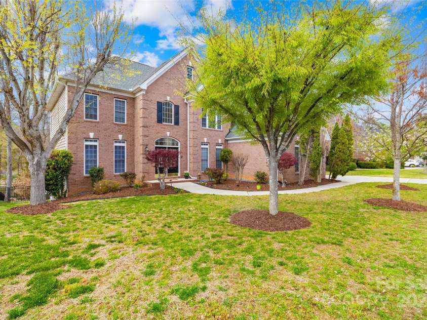 9930 Legolas Lane, Charlotte, NC 28269.  MLS# CAR4231797, YatesRealty ID 5576. 