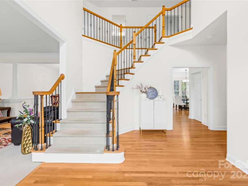 9930 Legolas Lane, Charlotte, NC 28269.  MLS# CAR4231797, YatesRealty ID 5576. 