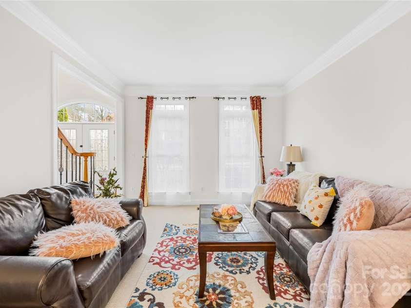 9930 Legolas Lane, Charlotte, NC 28269.  MLS# CAR4231797, YatesRealty ID 5576. 