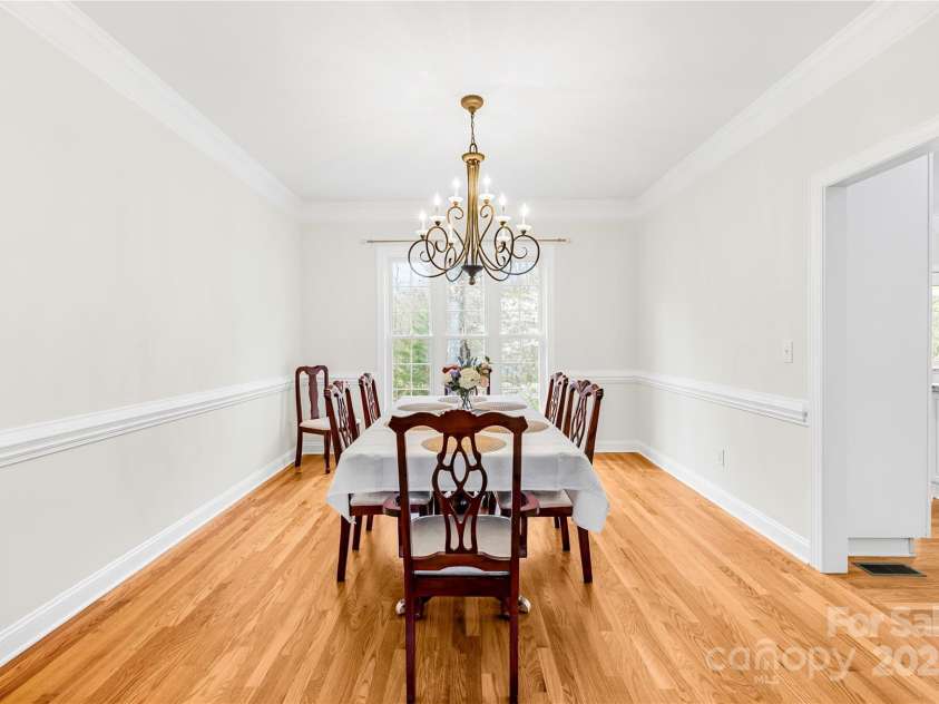 9930 Legolas Lane, Charlotte, NC 28269.  MLS# CAR4231797, YatesRealty ID 5576. 