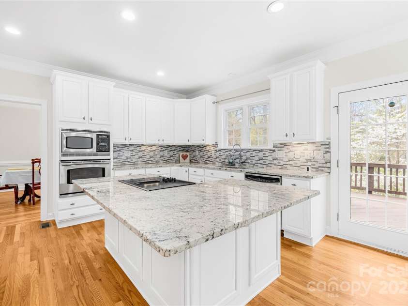 9930 Legolas Lane, Charlotte, NC 28269.  MLS# CAR4231797, YatesRealty ID 5576. 