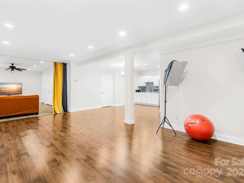 9930 Legolas Lane, Charlotte, NC 28269.  MLS# CAR4231797, YatesRealty ID 5576. 