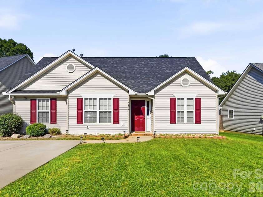 4226 Red Shed Lane, Charlotte, NC 28269.  MLS# CAR4433091, YatesRealty ID 55760. 