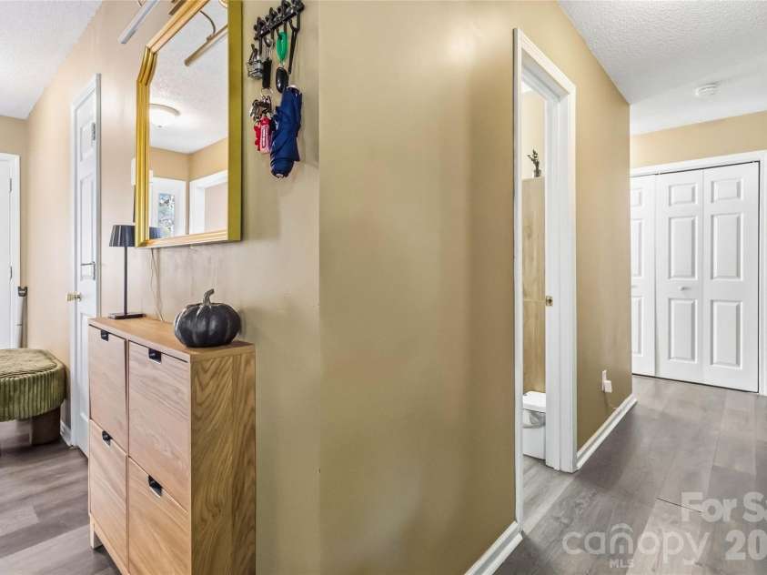 4226 Red Shed Lane, Charlotte, NC 28269.  MLS# CAR4433091, YatesRealty ID 55760. 