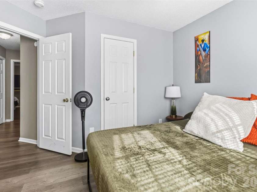 4226 Red Shed Lane, Charlotte, NC 28269.  MLS# CAR4433091, YatesRealty ID 55760. 