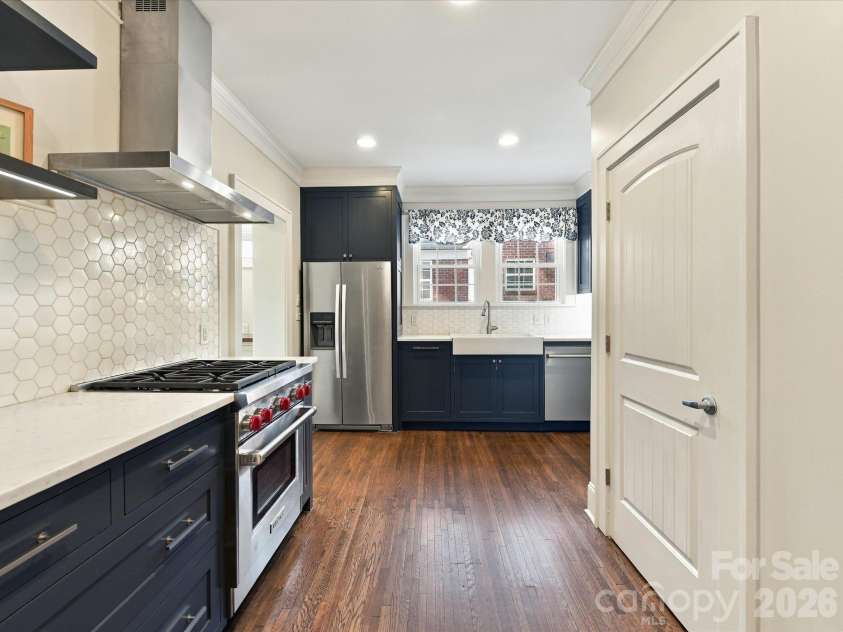 2522 7th Street, Charlotte, NC 28204.  MLS# CAR4432170, YatesRealty ID 55763. 