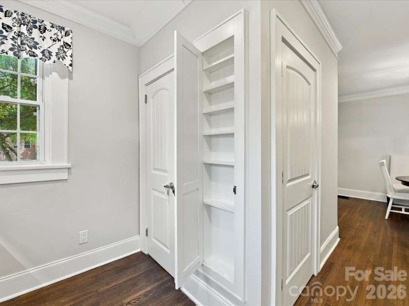 2522 7th Street, Charlotte, NC 28204.  MLS# CAR4432170, YatesRealty ID 55763. 
