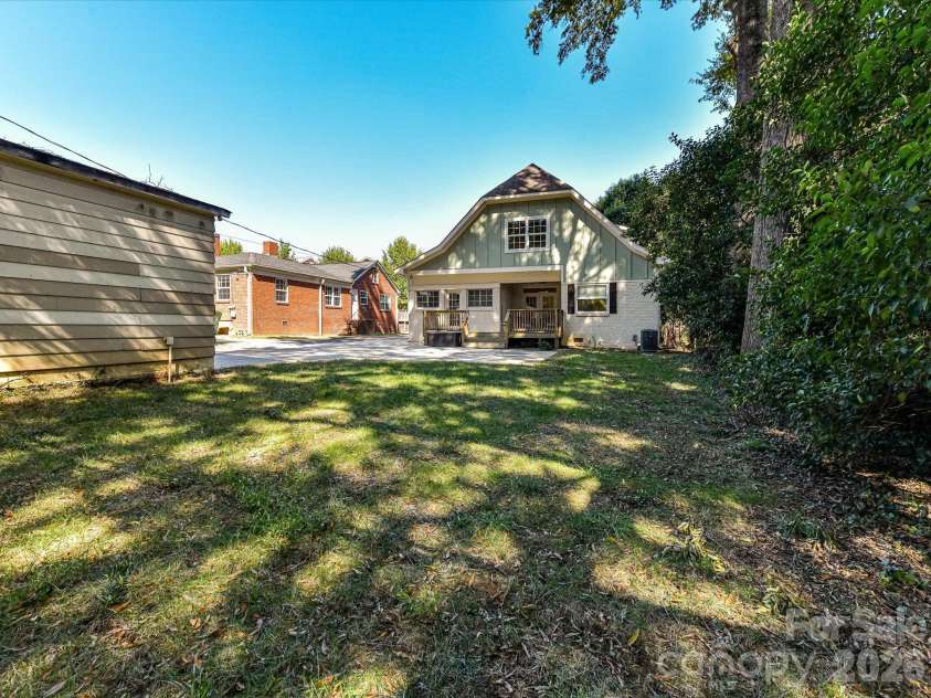 2522 7th Street, Charlotte, NC 28204.  MLS# CAR4432170, YatesRealty ID 55763. 