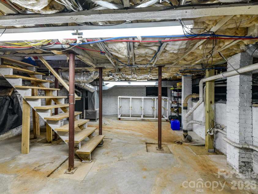 2522 7th Street, Charlotte, NC 28204.  MLS# CAR4432170, YatesRealty ID 55763. 
