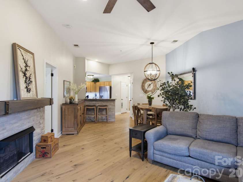 7838 Village Harbor Drive, Cornelius, NC 28031.  MLS# CAR4433097, YatesRealty ID 55767. 