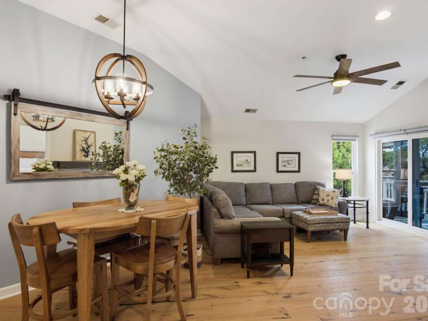 7838 Village Harbor Drive, Cornelius, NC 28031.  MLS# CAR4433097, YatesRealty ID 55767. 