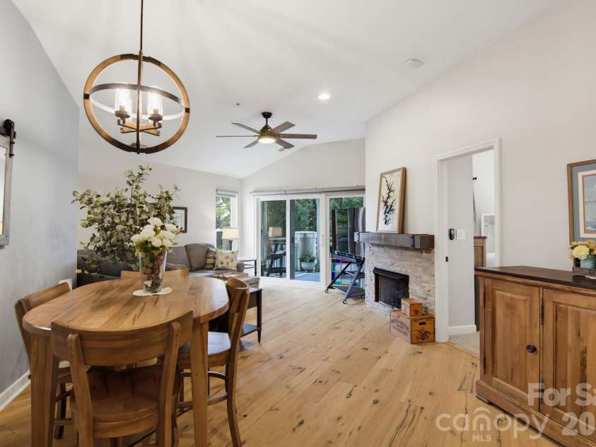 7838 Village Harbor Drive, Cornelius, NC 28031.  MLS# CAR4433097, YatesRealty ID 55767. 