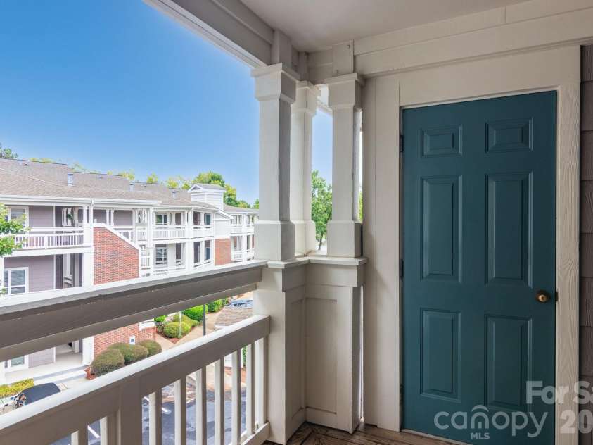 7838 Village Harbor Drive, Cornelius, NC 28031.  MLS# CAR4433097, YatesRealty ID 55767. 