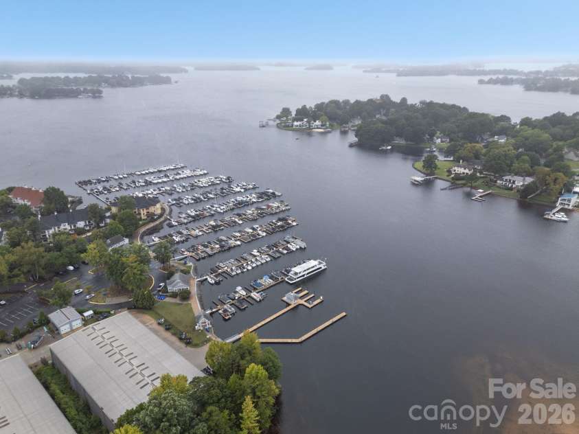 7838 Village Harbor Drive, Cornelius, NC 28031.  MLS# CAR4433097, YatesRealty ID 55767. 