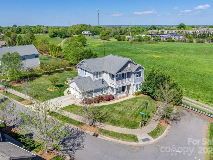 14905 Skyscape Drive, Huntersville, NC 28078.  MLS# CAR4244254, YatesRealty ID 5577. 