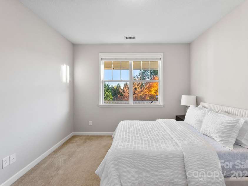 14905 Skyscape Drive, Huntersville, NC 28078.  MLS# CAR4316481, YatesRealty ID 5577. 