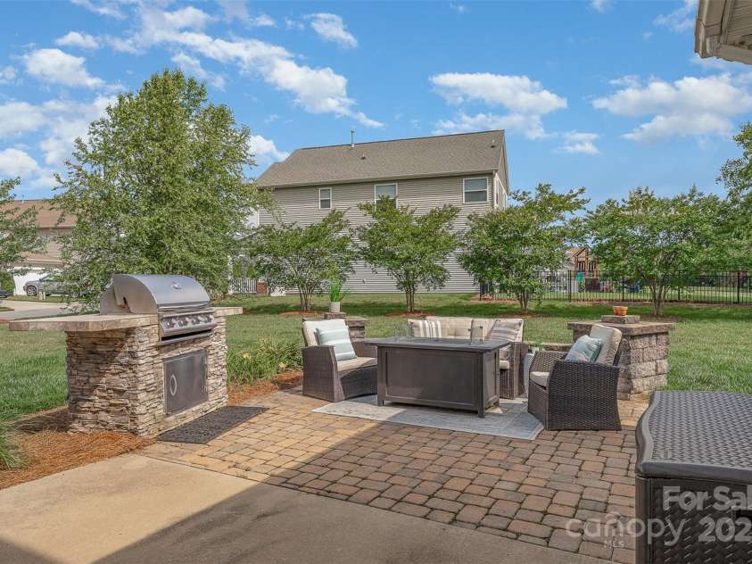 14905 Skyscape Drive, Huntersville, NC 28078.  MLS# CAR4316481, YatesRealty ID 5577. 