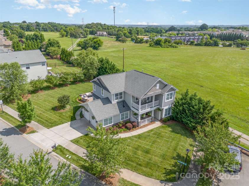 14905 Skyscape Drive, Huntersville, NC 28078.  MLS# CAR4316481, YatesRealty ID 5577. 