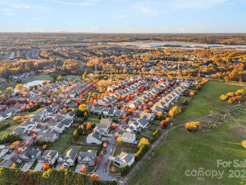 14905 Skyscape Drive, Huntersville, NC 28078.  MLS# CAR4316481, YatesRealty ID 5577. 