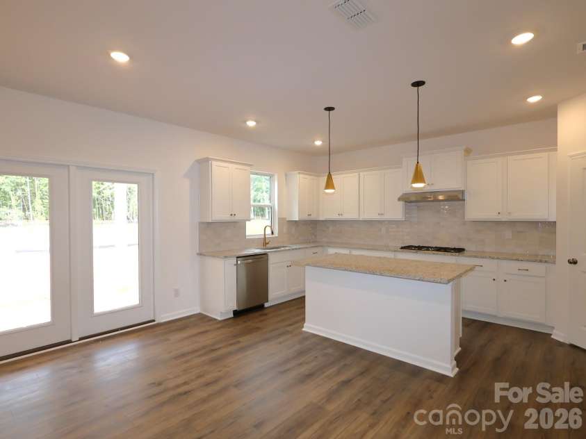 221 Amber Glen Drive, Locust, NC 28097.  MLS# CAR4351654, YatesRealty ID 5577. Kitchen