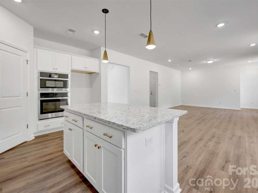 221 Amber Glen Drive, Locust, NC 28097.  MLS# CAR4351654, YatesRealty ID 5577. Kitchen