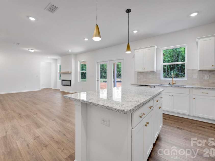 221 Amber Glen Drive, Locust, NC 28097.  MLS# CAR4351654, YatesRealty ID 5577. Kitchen