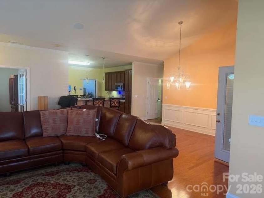 3511 Winter View Court, Charlotte, NC 28269.  MLS# CAR4432422, YatesRealty ID 55773. Dining Room