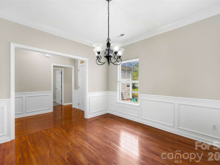 9521 Foggy Meadow Road, Charlotte, NC 28269.  MLS# CAR4432947, YatesRealty ID 55776. 
