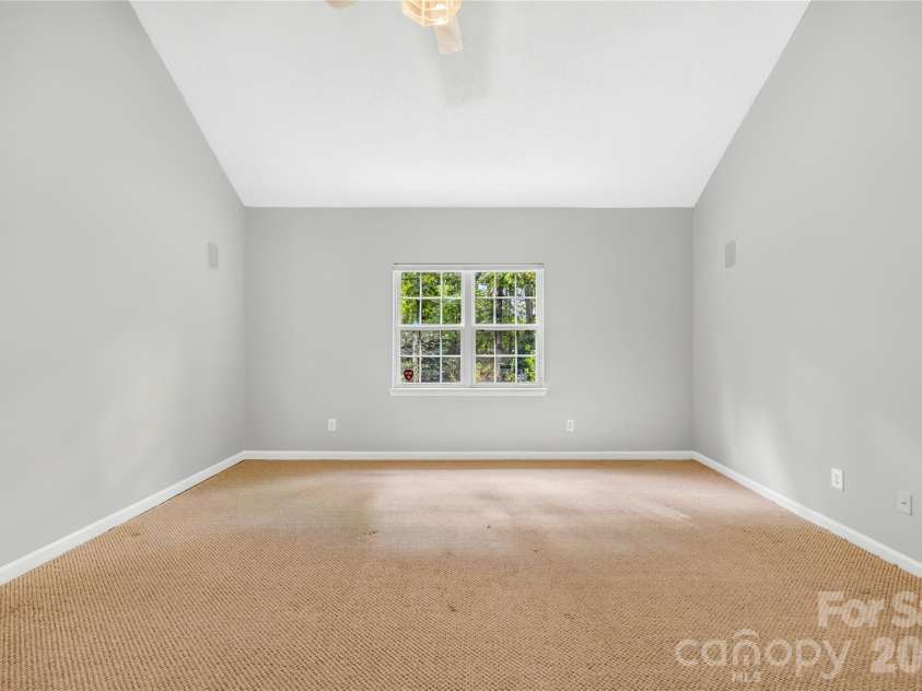 9521 Foggy Meadow Road, Charlotte, NC 28269.  MLS# CAR4432947, YatesRealty ID 55776. 