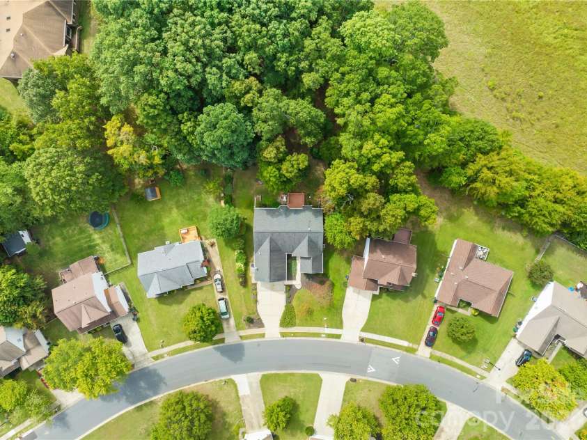 9521 Foggy Meadow Road, Charlotte, NC 28269.  MLS# CAR4432947, YatesRealty ID 55776. 
